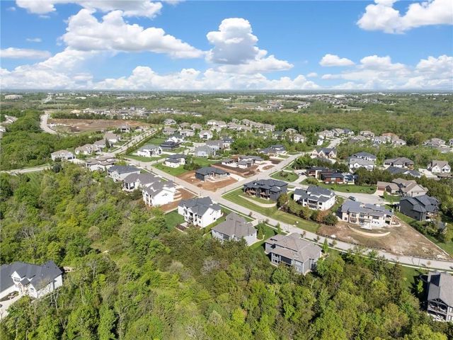 21303 W 94th Terrace, Lenexa, KS 66220