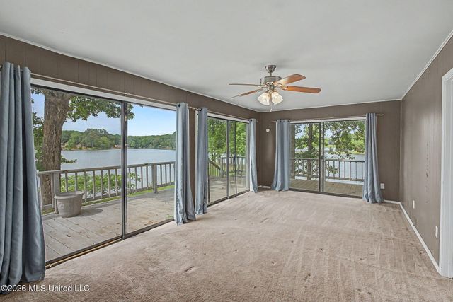 1150 S Thunderbird Drive, Hernando, MS 38632