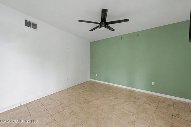 1150 S Thunderbird Drive, Hernando, MS 38632