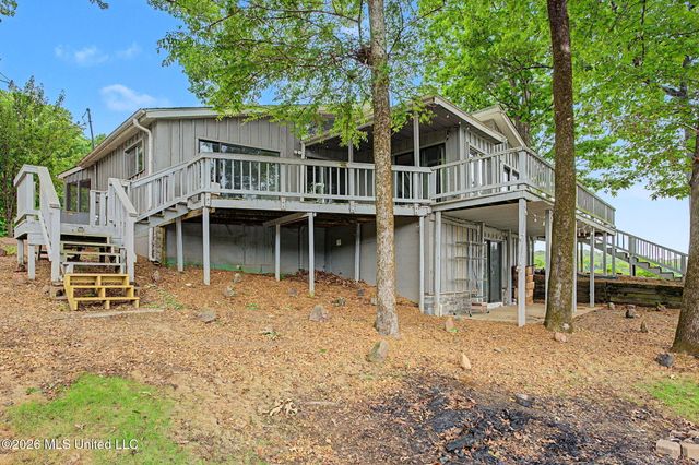 1150 S Thunderbird Drive, Hernando, MS 38632