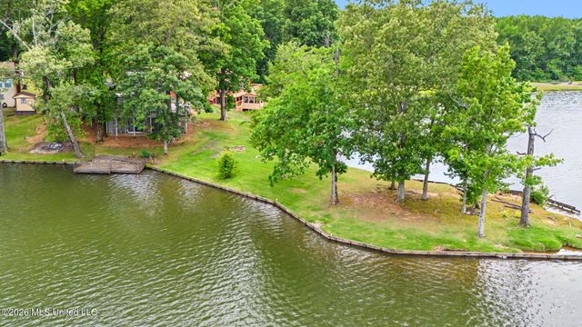 1150 S Thunderbird Drive, Hernando, MS 38632