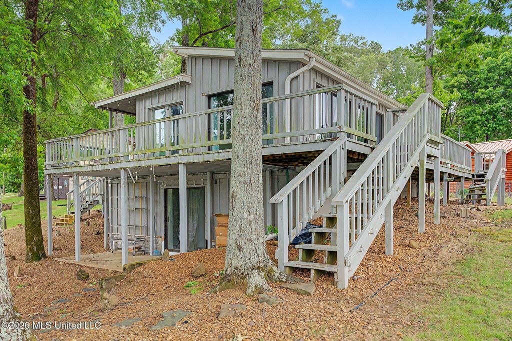 1150 S Thunderbird Drive, Hernando, MS 38632