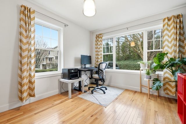 30 Webster St 3, Needham, MA 02494