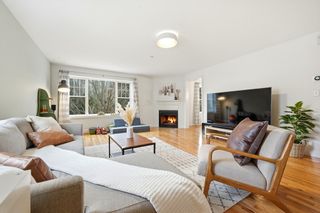 30 Webster St 3, Needham, MA 02494