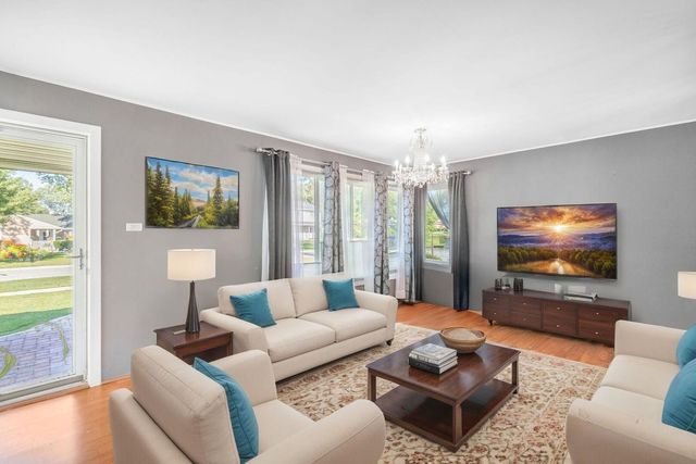 2611 South Street, Rolling Meadows, IL 60008