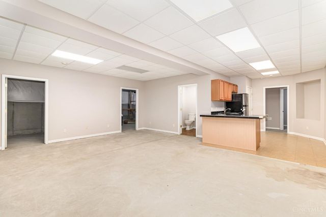 8018 Jeannes Creek Lane, West Chester, OH 45069