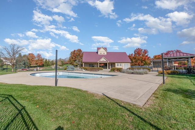 8018 Jeannes Creek Lane, West Chester, OH 45069