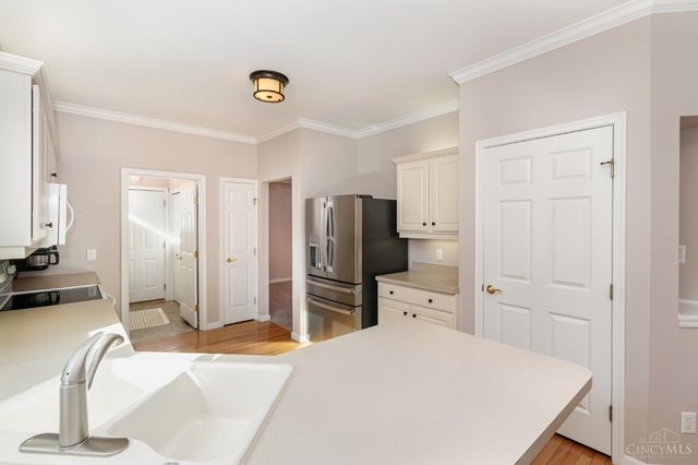 8018 Jeannes Creek Lane, West Chester, OH 45069