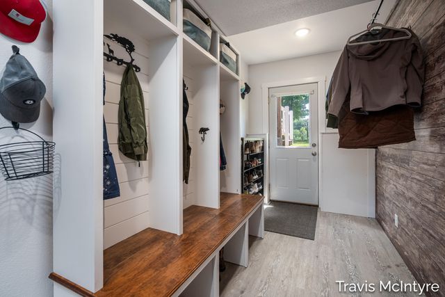 8022 Kraft Avenue SE, Caledonia, MI 49316