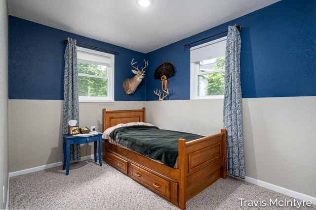 8022 Kraft Avenue SE, Caledonia, MI 49316
