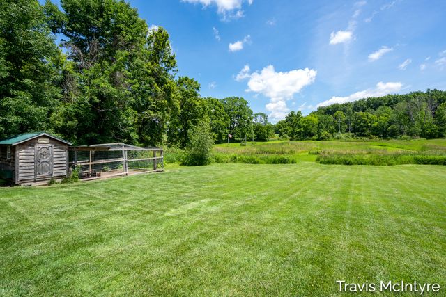 8022 Kraft Avenue SE, Caledonia, MI 49316