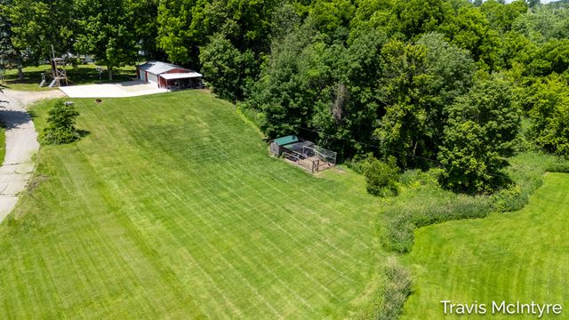 8022 Kraft Avenue SE, Caledonia, MI 49316