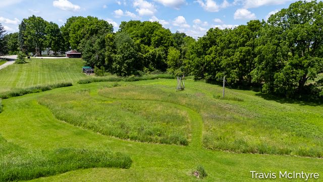 8022 Kraft Avenue SE, Caledonia, MI 49316