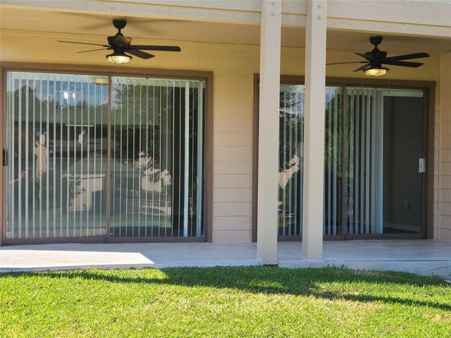102C Lakeview Terrace, Montgomery, TX 77356