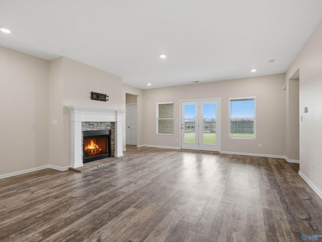 108 Creek Ridge Drive, Meridianville, AL 35759