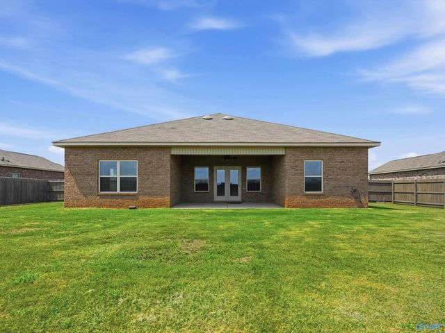 108 Creek Ridge Drive, Meridianville, AL 35759