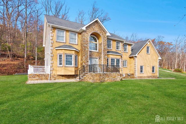 1121 N Washington Avenue N 23, Green Brook, NJ 08812