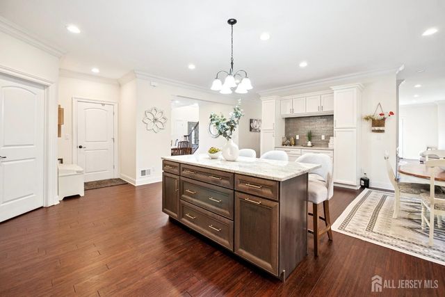 1121 N Washington Avenue N 23, Green Brook, NJ 08812
