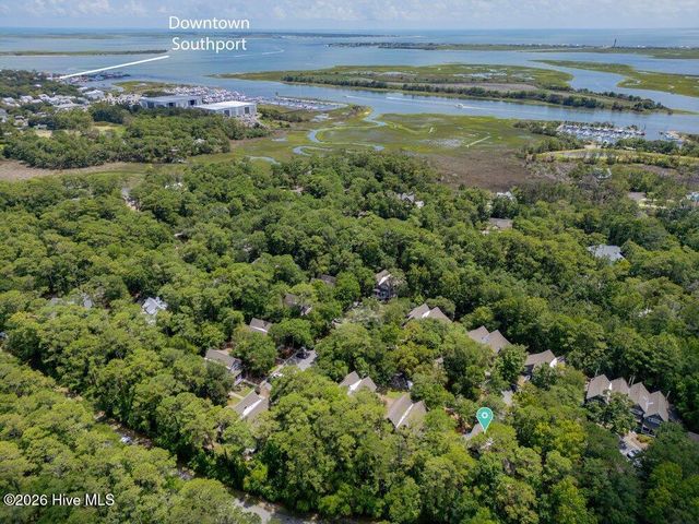 818 Indigo Village Court, Southport, NC 28461