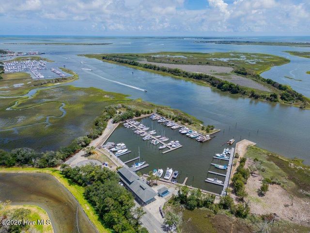 818 Indigo Village Court, Southport, NC 28461