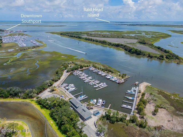 818 Indigo Village Court, Southport, NC 28461