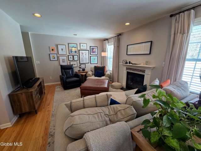 128 Abbey Road, Poestenkill, NY 12140