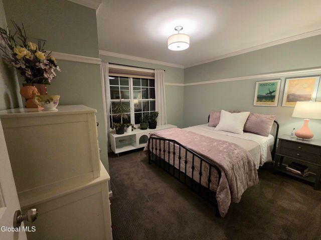 128 Abbey Road, Poestenkill, NY 12140