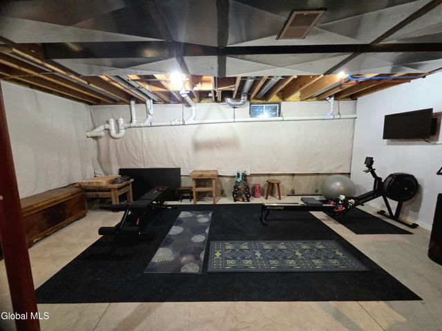 128 Abbey Road, Poestenkill, NY 12140