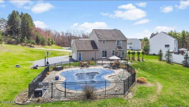 128 Abbey Road, Poestenkill, NY 12140