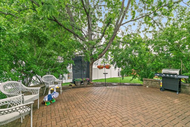 10338 Ashley Street, Huntley, IL 60142