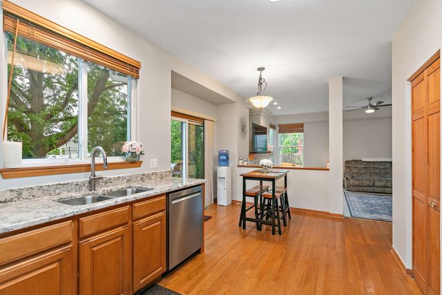 10338 Ashley Street, Huntley, IL 60142