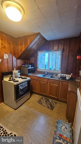 10 WILLIS ST, Cambridge, MD 21613