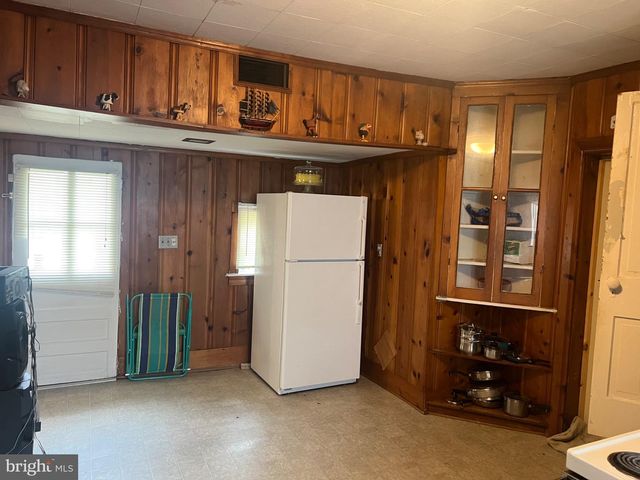 10 WILLIS ST, Cambridge, MD 21613
