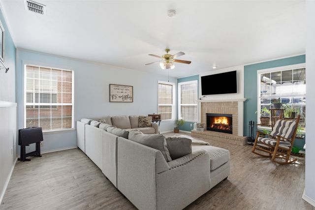 4521 Newport Drive, The Colony, TX 75056
