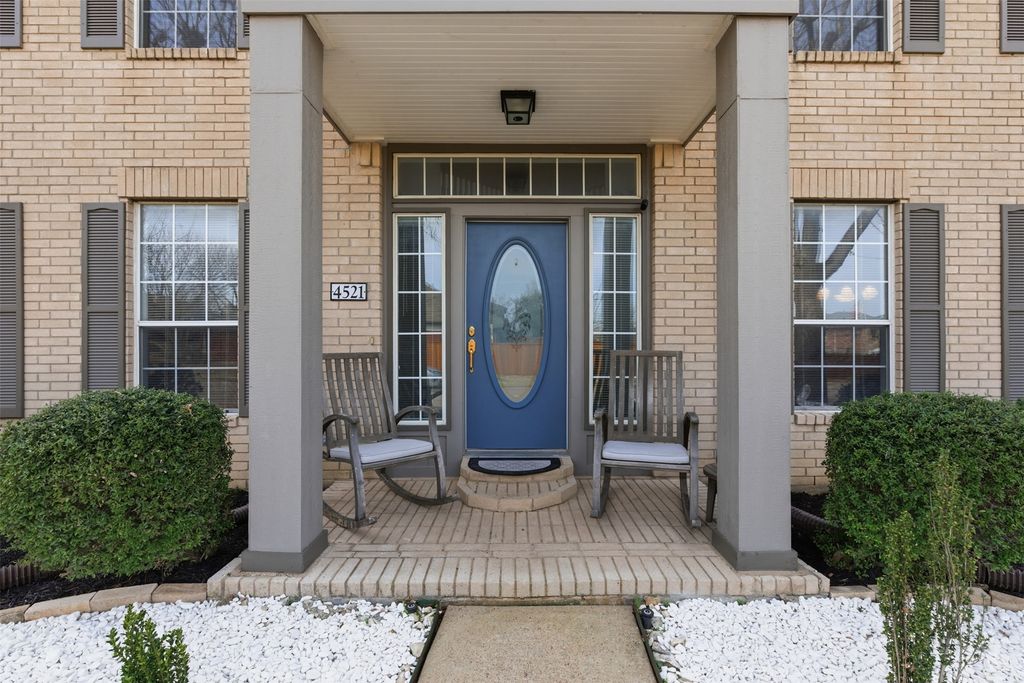 4521 Newport Drive, The Colony, TX 75056 — photo 2