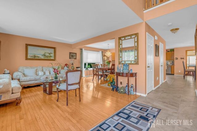 6 Vail Drive, Old Bridge, NJ 07747