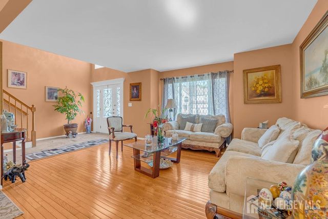 6 Vail Drive, Old Bridge, NJ 07747