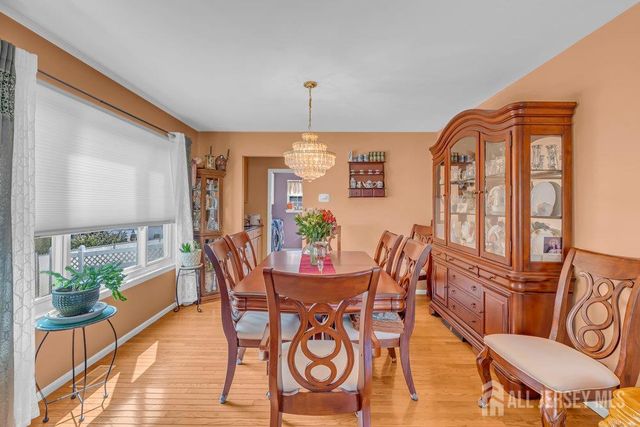 6 Vail Drive, Old Bridge, NJ 07747