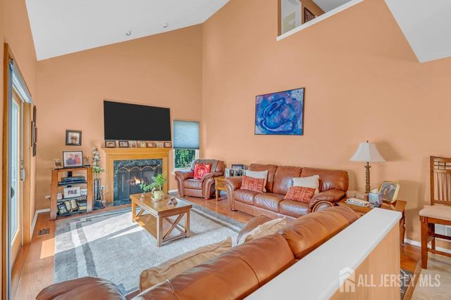 6 Vail Drive, Old Bridge, NJ 07747