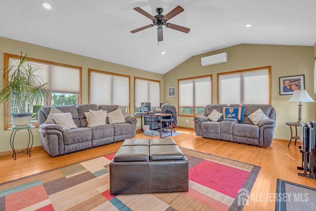 6 Vail Drive, Old Bridge, NJ 07747