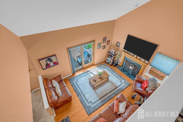 6 Vail Drive, Old Bridge, NJ 07747