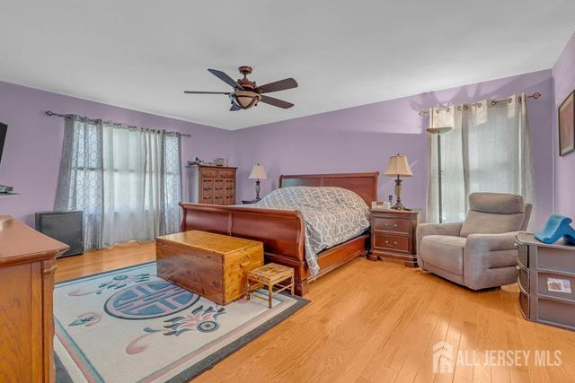 6 Vail Drive, Old Bridge, NJ 07747