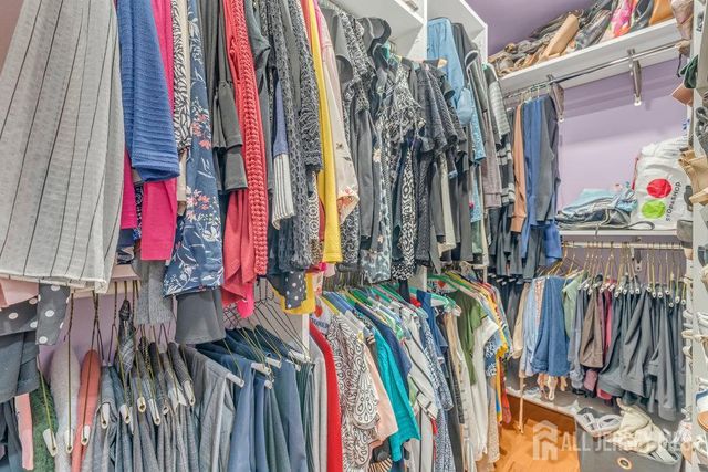 6 Vail Drive, Old Bridge, NJ 07747