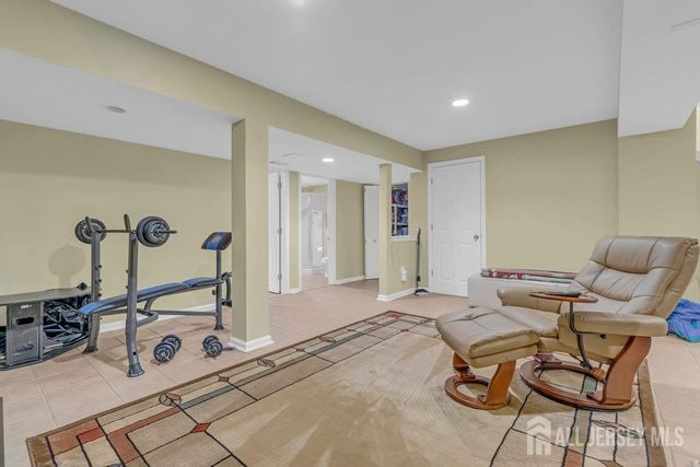 6 Vail Drive, Old Bridge, NJ 07747