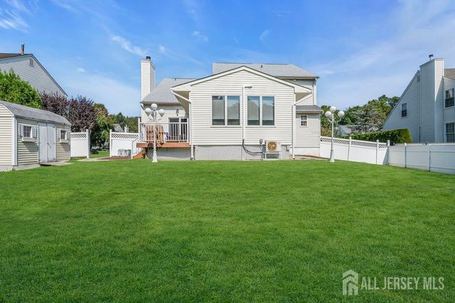 6 Vail Drive, Old Bridge, NJ 07747