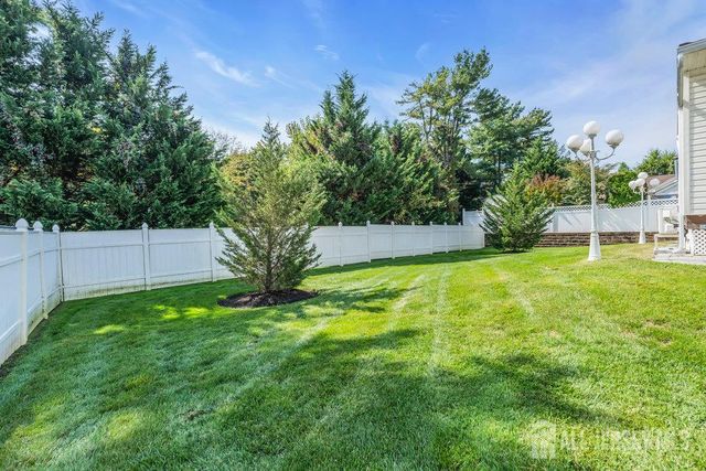 6 Vail Drive, Old Bridge, NJ 07747