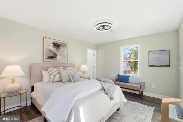 6735 GOUTHIER RD, Falls Church, VA 22042