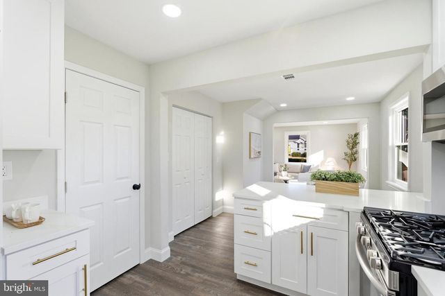 6735 GOUTHIER RD, Falls Church, VA 22042