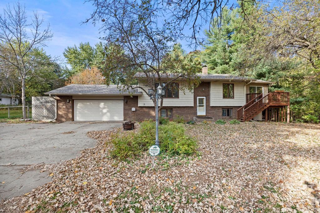 2021 352nd Avenue NE, Cambridge, MN 55008 — exterior