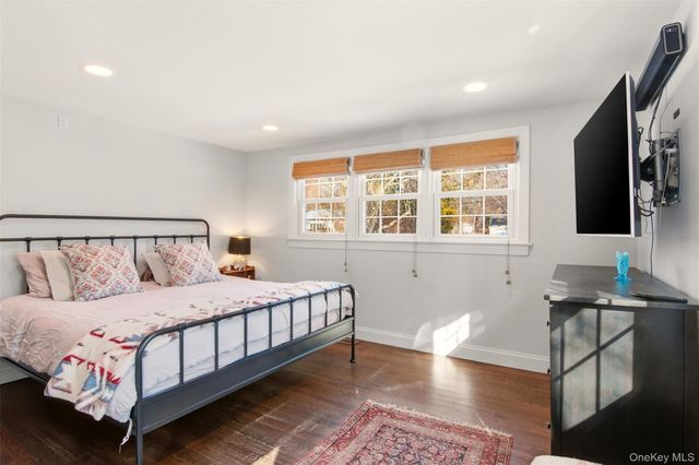 10 Beech Lane, Stony Brook, NY 11790